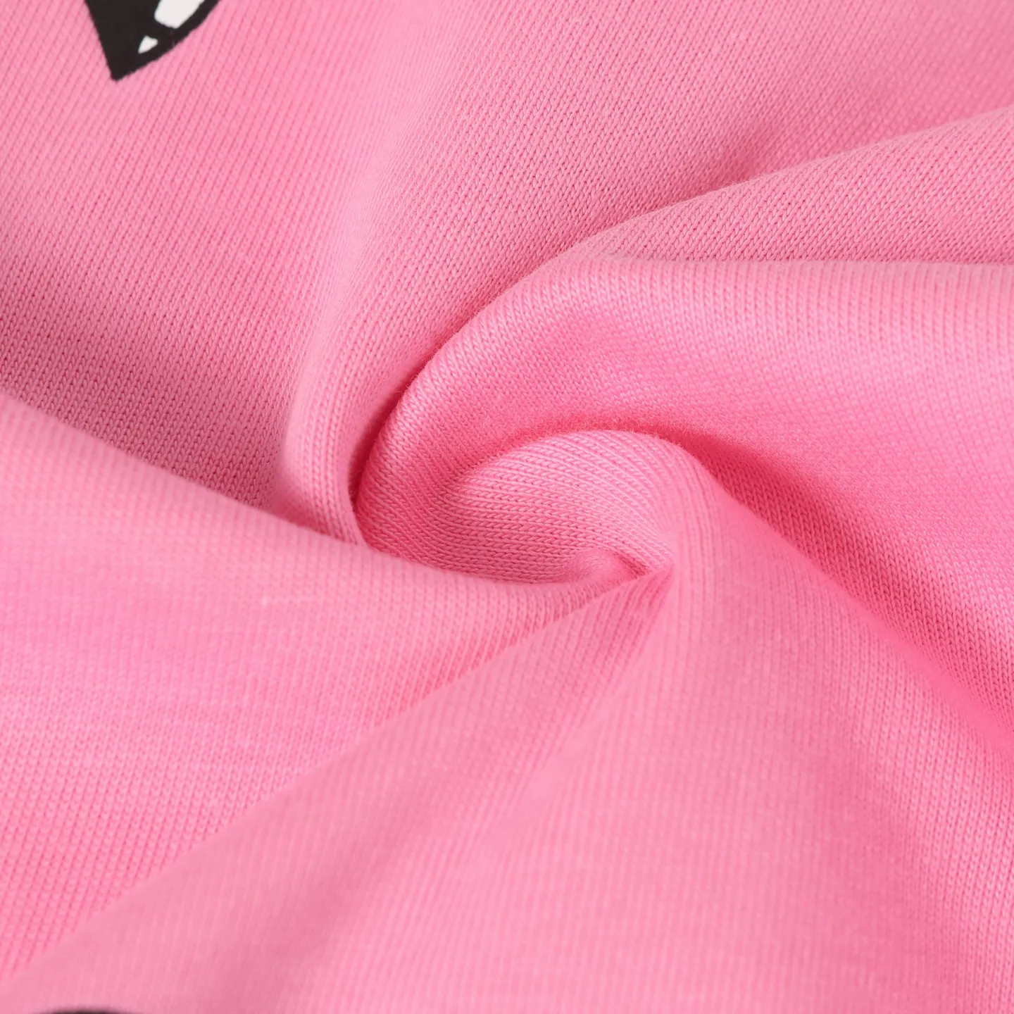 🅿️280 Come hearts/Cro Heart Cherry Blossom Pink Cross✝️Printed long sleeves, great for autumn and winter! Chest pockets, high weight threads on collar and cuffs, custom woven and dyed 280g double yarn pure cotton fabric, washed anti-counterfeiting tags and other auxiliary labels are all correct versions, super conspicuous, super pretty, super atmospheric, the same style for men and women! The overall upper body shows fashion and individuality, and it is a recommended T-shirt for couples to wear together!! Color: pink Size: XS-L